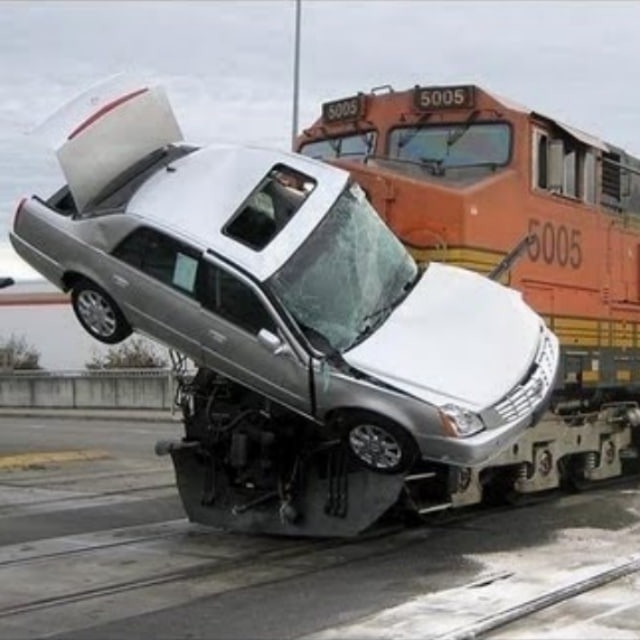 AutoCrushBot 🤖💥